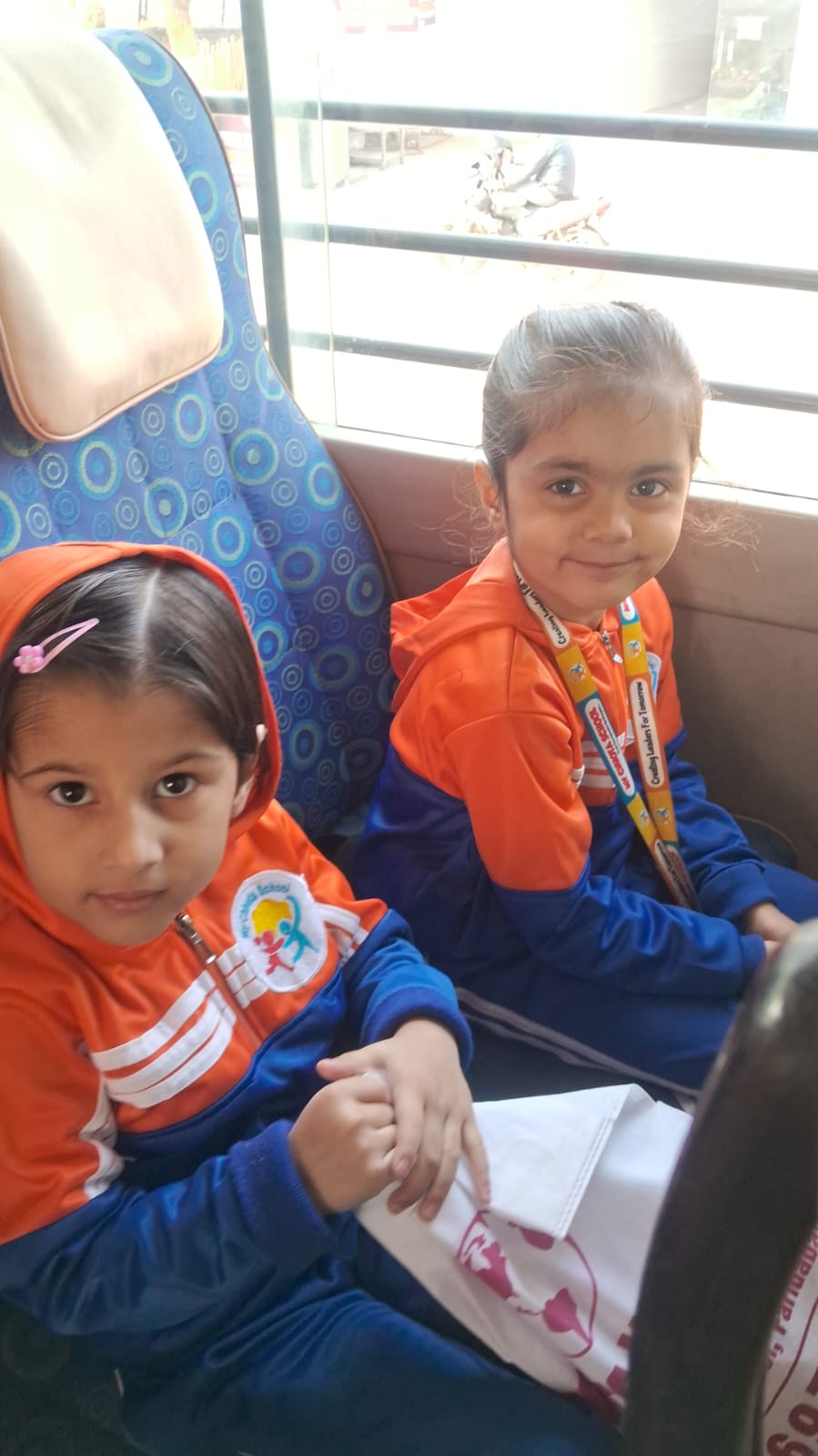 WhatsApp Image 2025-12-06 at 09.49.57_e2584d92